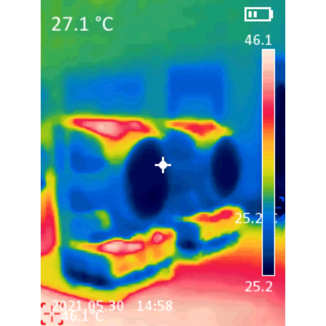 Wärmebild des OKM 22: kühle Ausblasluft im Vergleich zur Raumtemperatur