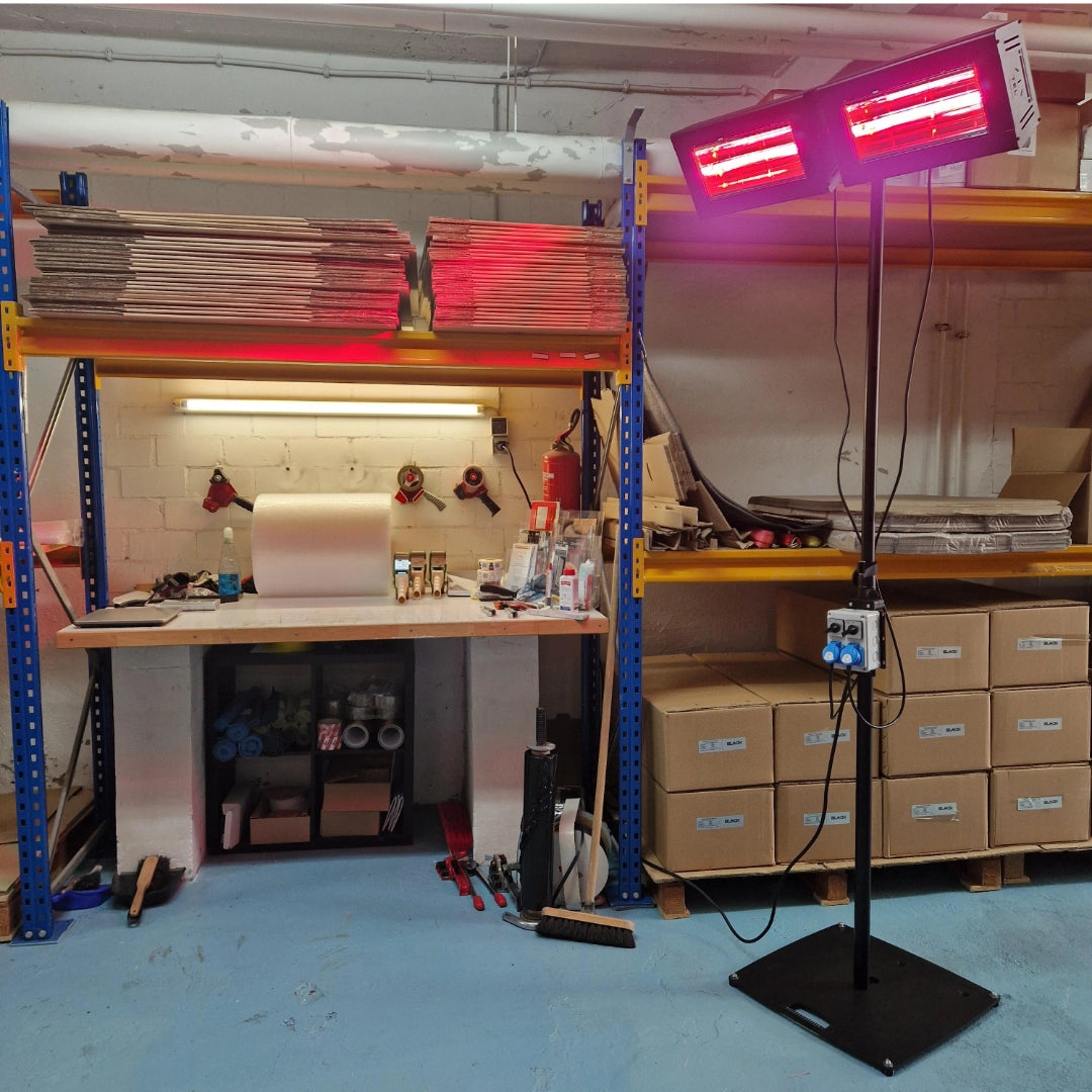 Stand incl. 2 x TEL Forza 1.5 kW heaters for halls, industry, logistics, workshops